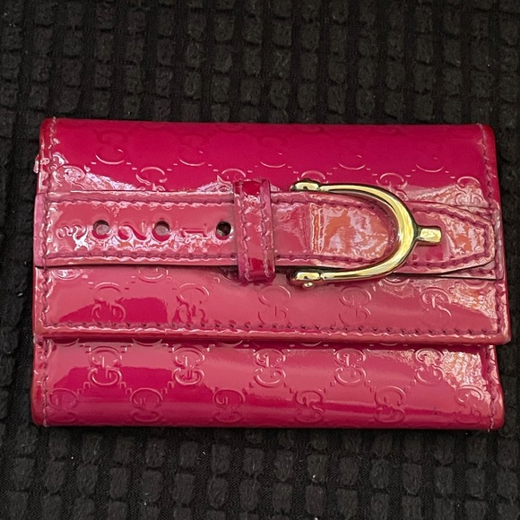 Gucci Other - Gucci keys wallet